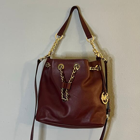 Michael Kors Frankie Pebbled Leather Bucket Shoulder Bag Chain Burgundy Gold - Picture 6 of 10